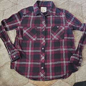Plaid Long Sleeve Shirt in Burgundy and Black
